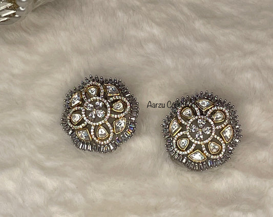 Kundan  Statement Stud