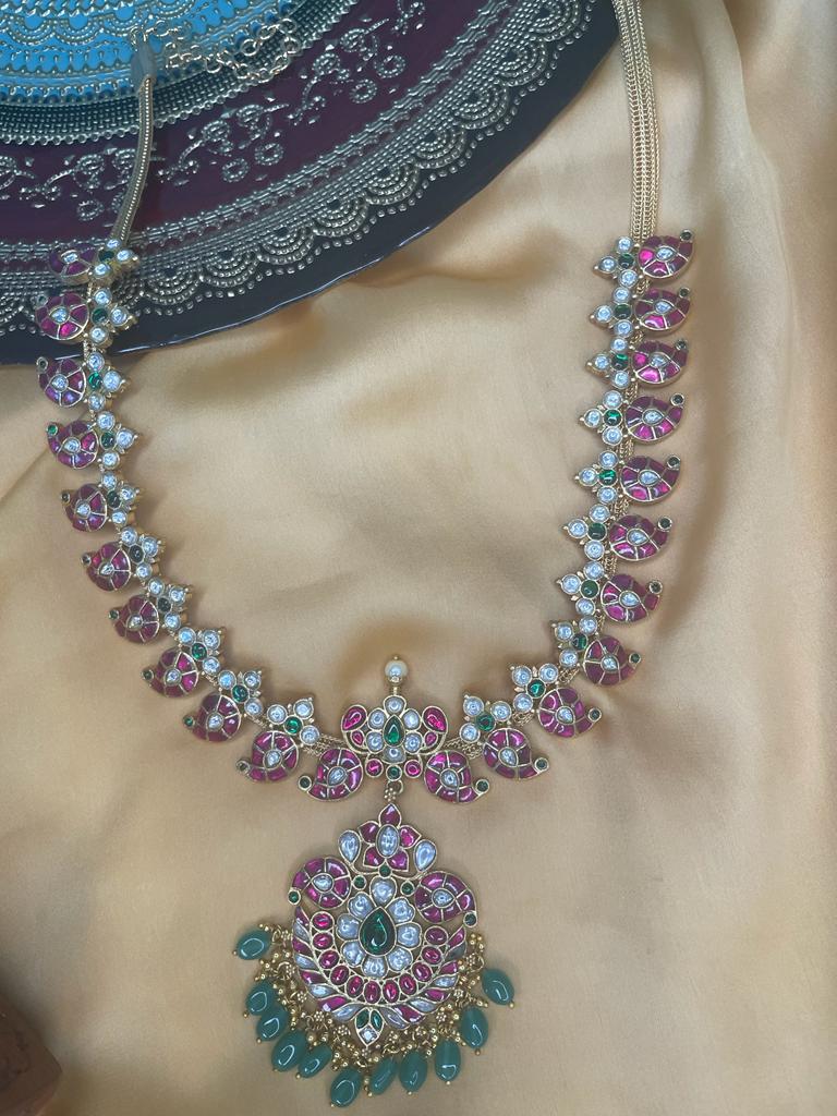 Kundan Jadau Mango necklace - mid length