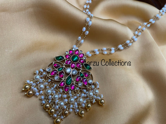 92.5 Silver Kundan Jadau pendant with pearl chain - 42 gms