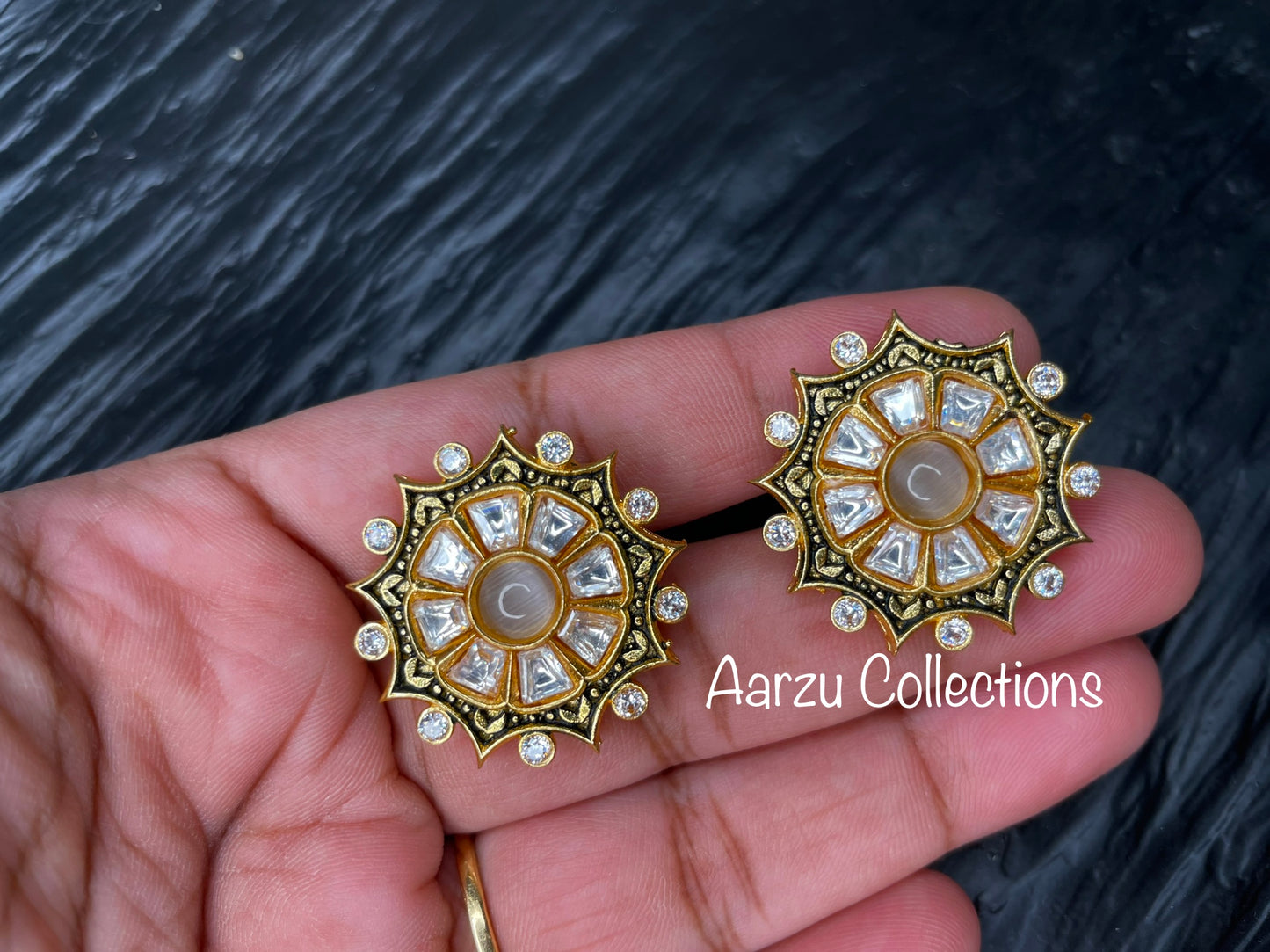 Kundan Studs