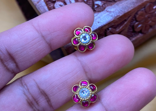 92.5 Silver base Kundan Jadau studs - 8 gms