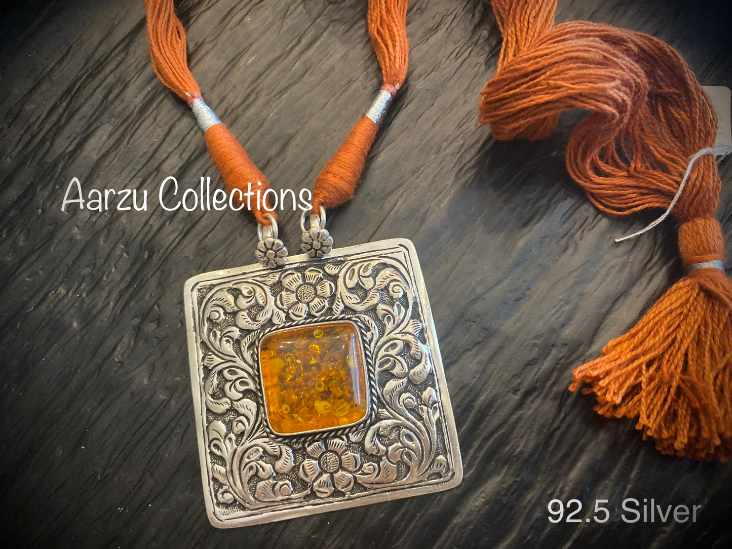 92.5 Silver Chitai pendant with Amber quartz - 33 gms