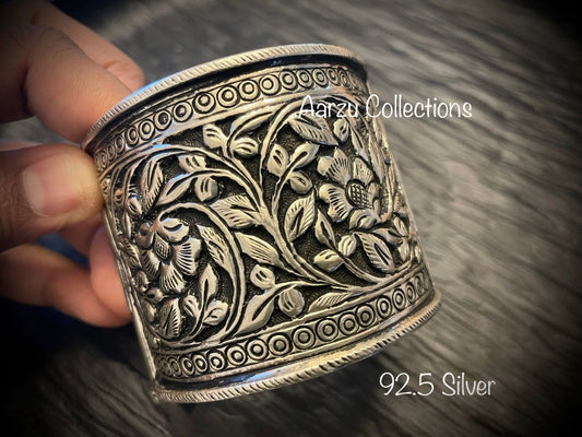 92.5 Silver Chitai openable cuff kada - 102 gms