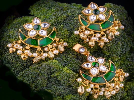 Kundan Jadau Pendant Set - Green