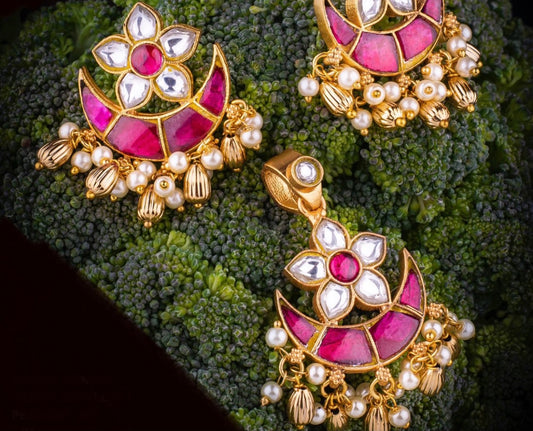 Kundan Jadau Pendant Set - Ruby