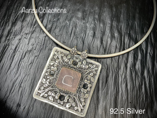 92.5 Silver hasli with pendant - 59 gms