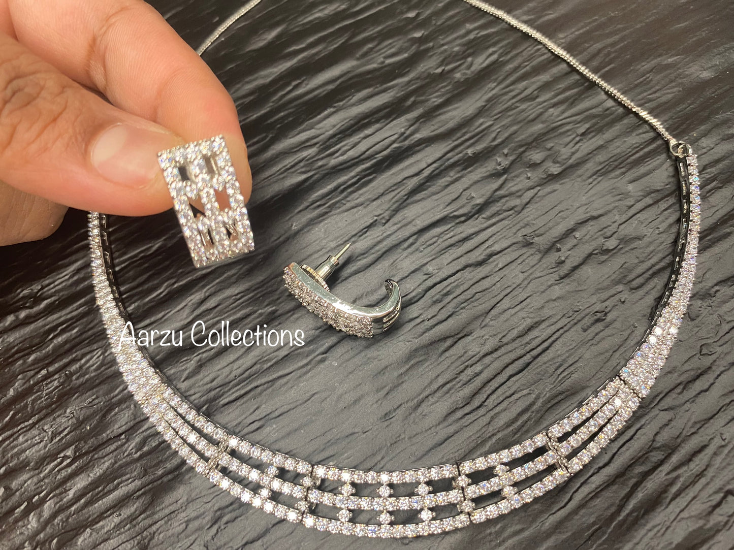 Contemporary American Diamond Necklace and Earrings Set